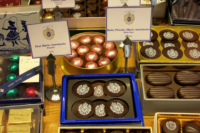 pistoles paris chocolate tour authentic food quest