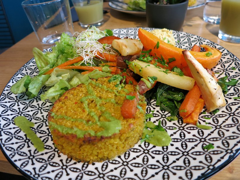 cinq lorette cereale affordable restaurants in paris authentic food quest