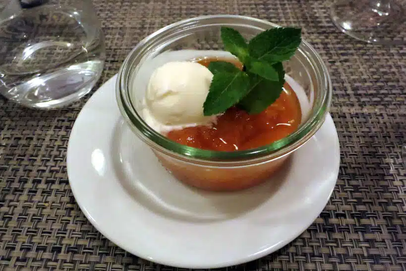 Le Ptit Troquet Best Cheap Restaurants In Paris Authentic Food Quest