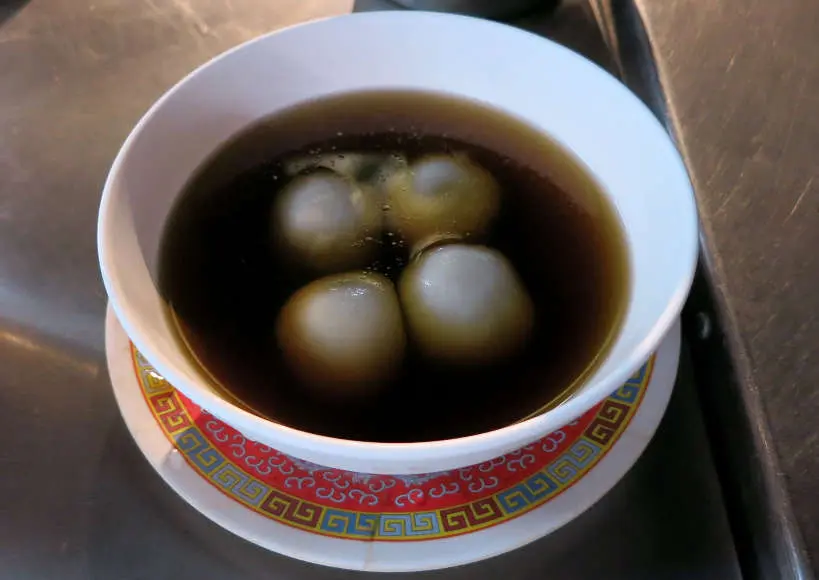 sesame dumpling bangkok at night Chinatown Bangkok Street Food
by Authentic food quest 