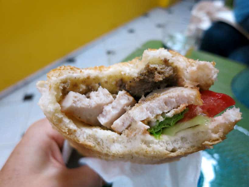 BanhMiNgonHanoi_VietnameseSandwich_AuthenticFoodQuest