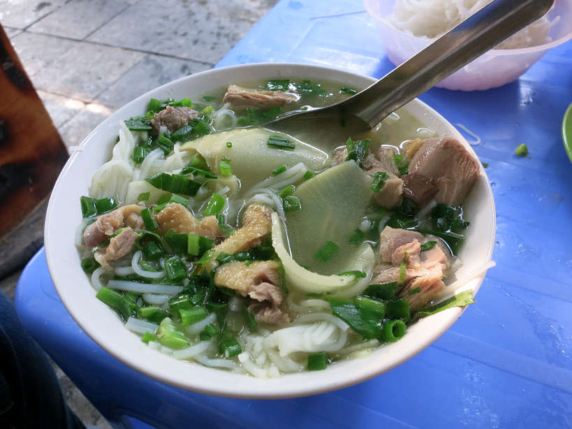 The soup was simple and filling although we were not big fans of the chicken taste. While it was a pleasant experience, we decided to stick with the beef soup moving forward.