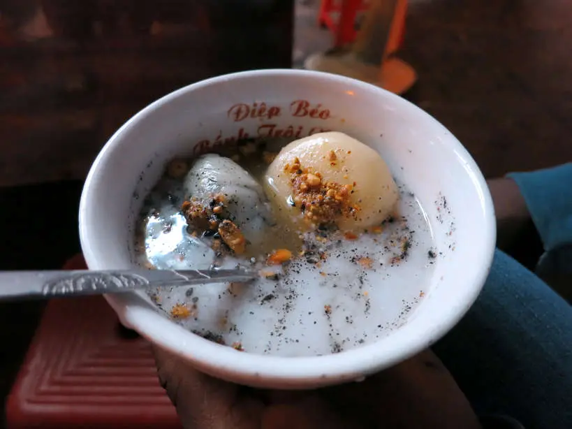 che troi nuoc One of the Vietnamese Desserts Must Eat in Hanoi Authentic Food Quest