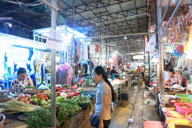 Markets_FoodinCambodia_AuthenticFoodQuest