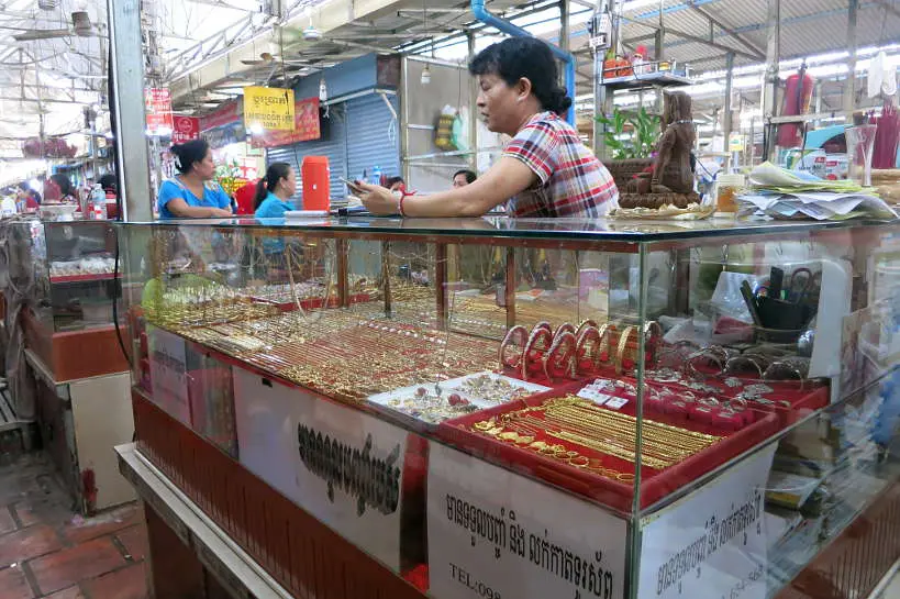 BoeungKengKangMarket5_PhnomMarketPenh_AuthenticFoodQuest