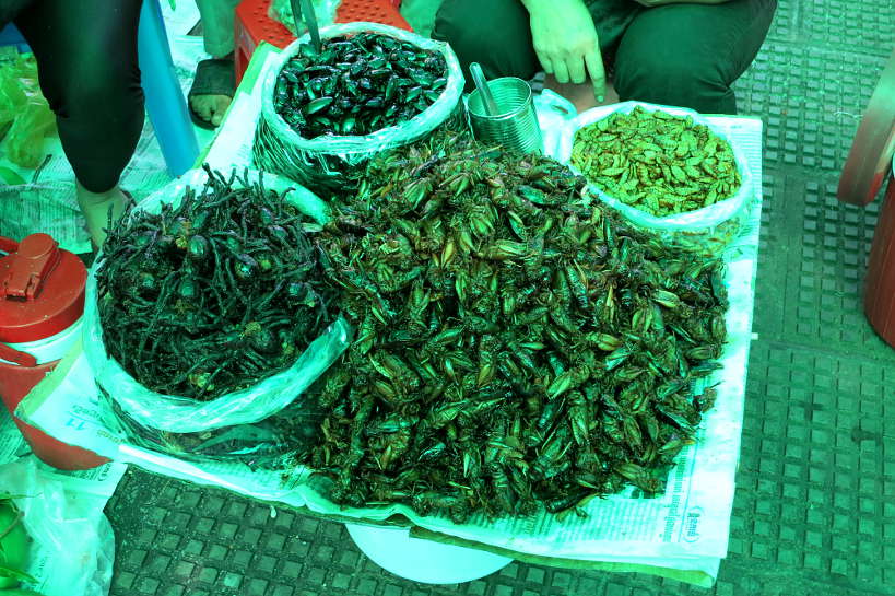 CentralMarket3_PhnomMarketPenh_AuthenticFoodQuest