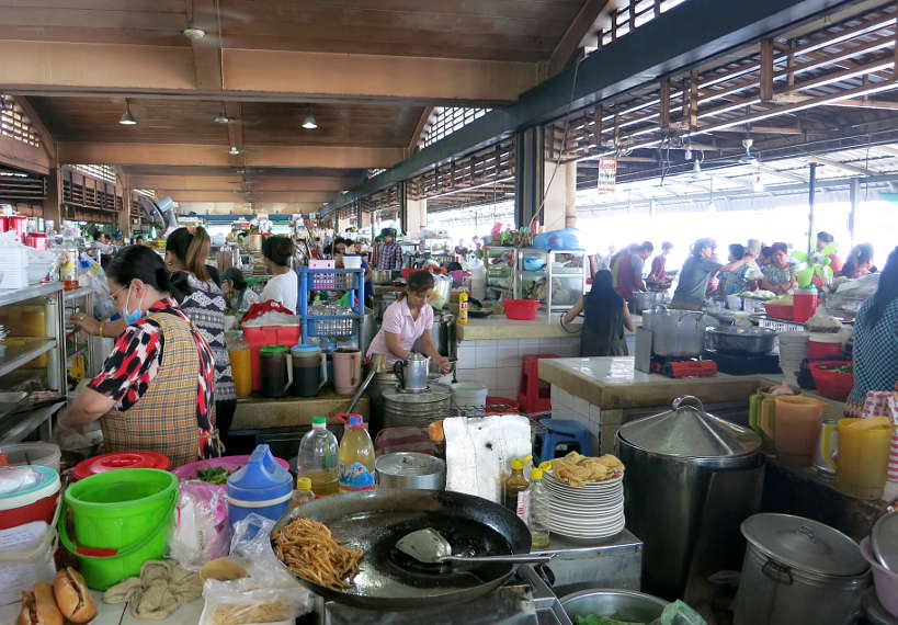CentralMarket6_PhnomMarketPenh_AuthenticFoodQuest