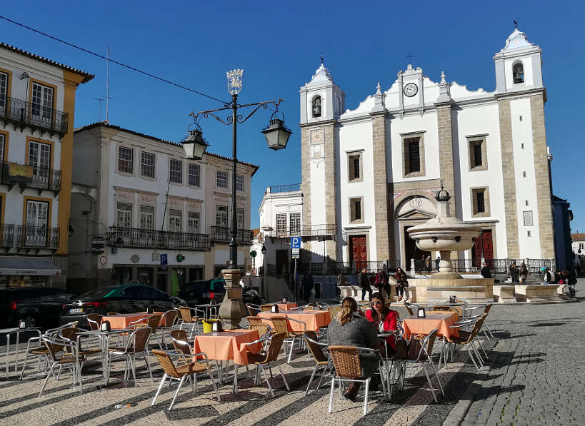 Giraldo Square Food in Evora Authentic Food Quest