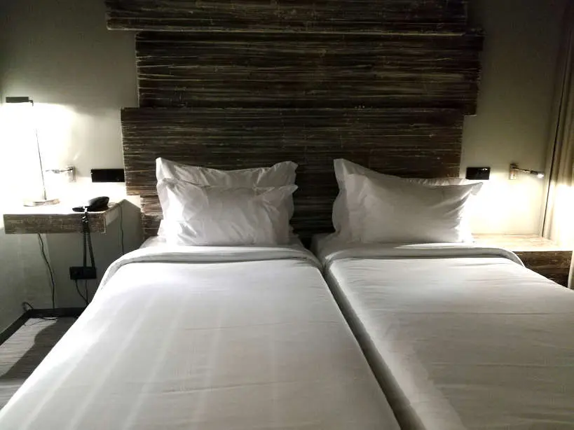 Twin Bedroom Vitoria Stone Hotel Evora Authentic Food Quest