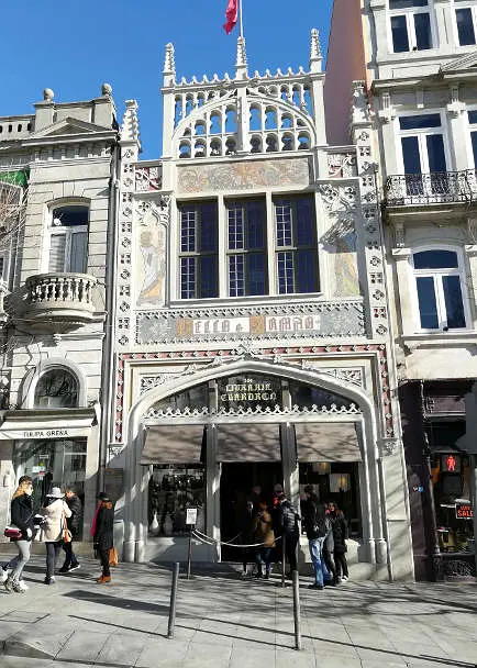 Livraria Lello Porto Walking Tour Authentic Food Quest