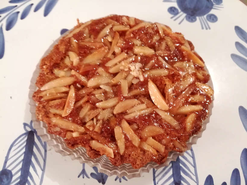 Tarte de Amendoa is one of the Porto foods not to miss by Authentic Food Quest