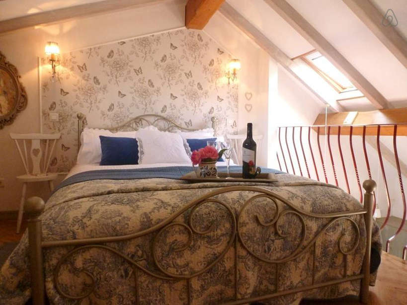 Cinco cottage Bedroom Things to do in Sintra Where to Stay in Sintra Authentic Food Quest