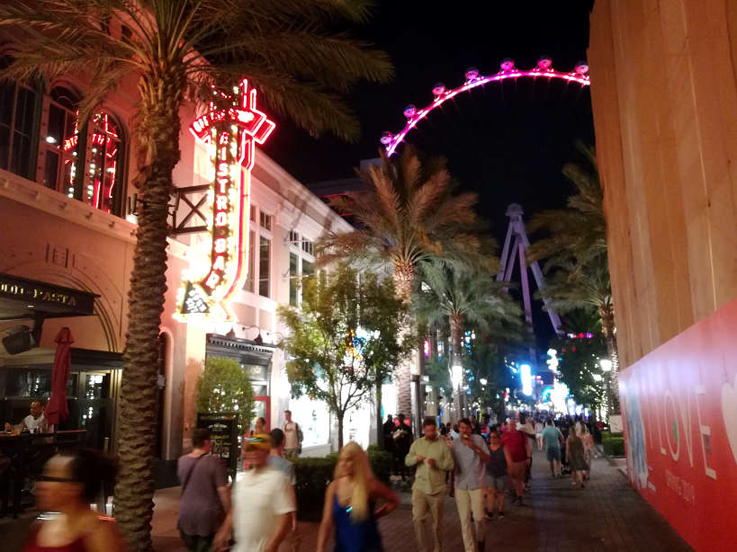 TheLINQ_LasVegasFoodTour_AuthenticFoodQuest