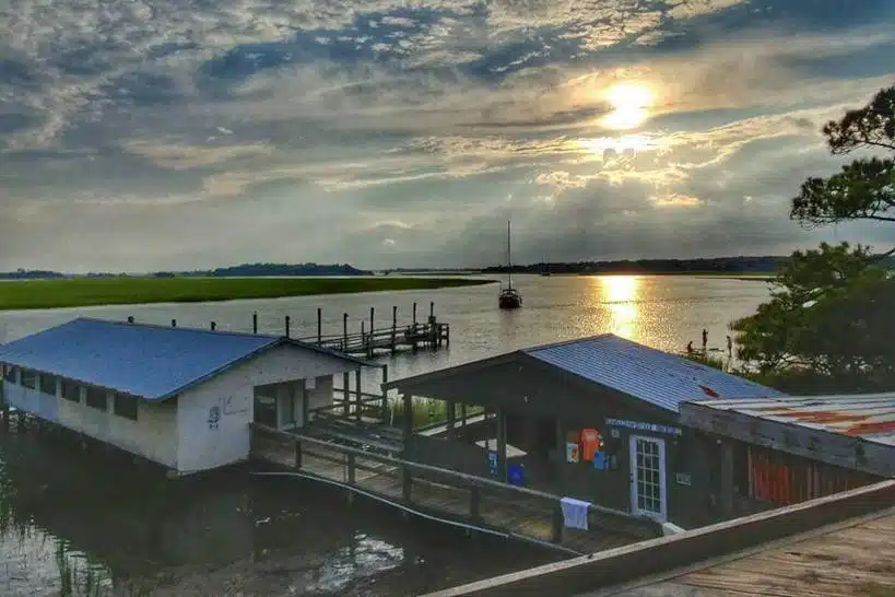 Bowen’s Island Best Restaurants In South Carolina by Authentic Food Quest