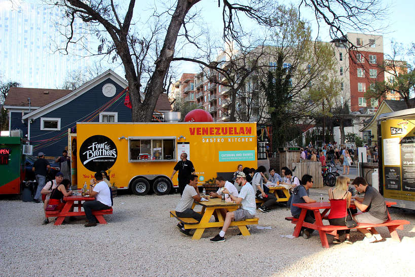 downtown austin food trucks