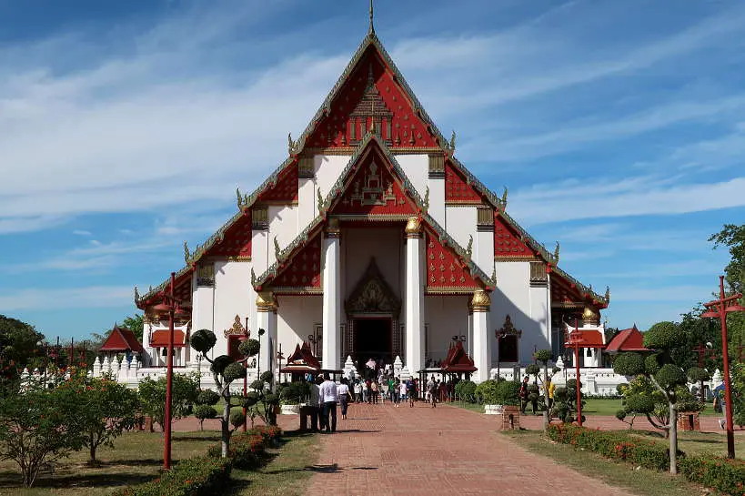 Wat Mongkhon Bophit Ayutthaya Day Tour by Authentic Food Quest
