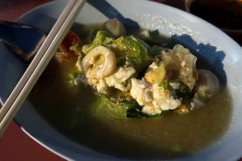SukiatChuangPhueakMarket_ChiangMaiFood_AuthenticFoodQuest