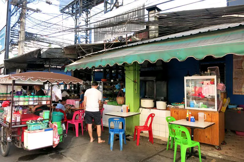 Nong Bees Burmese Restaurant in Chiang Mai Restaurant by Authentic Food Quest