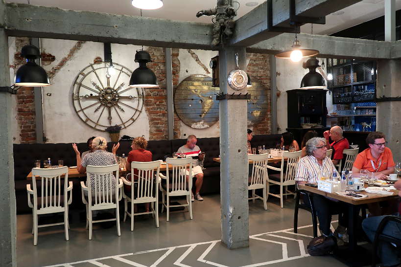 SmokiniInside_PlovdivBulgaria_AuthenticFoodQuest