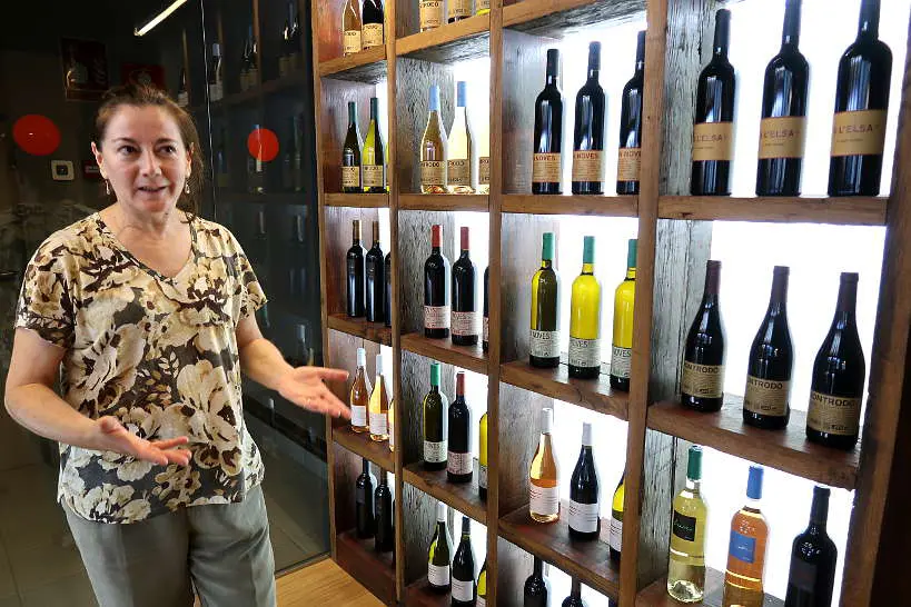 Cecilia at Eccocivi Winery presenting Catalan Wines by AuthenticFoodQuest