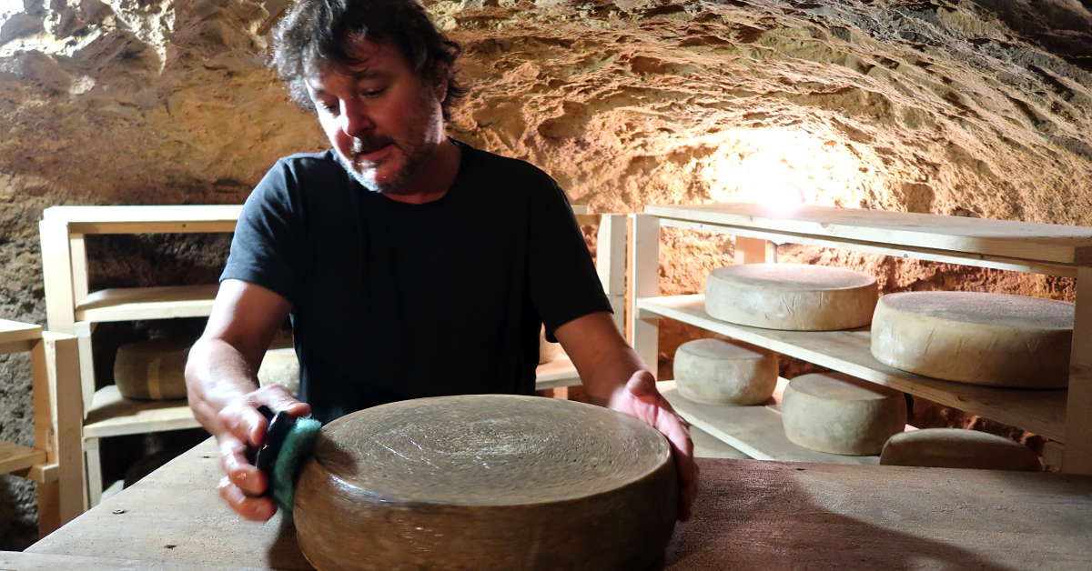 Cheese tasting at Mas Alba by AuthenticFoodQuest