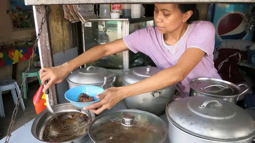 10 Simple Ways To Prepare Your Stomach For Travel