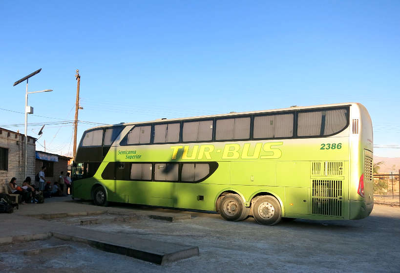 Bus from Santiago to Valparaiso for Valparaiso seafood by Authentic Food Quest