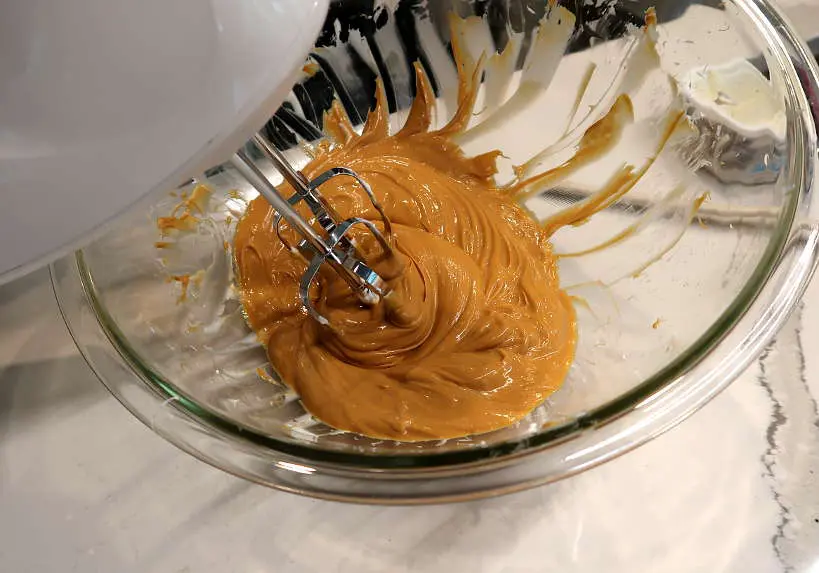 Dulce de leche cansancrem mixed for chocotorta recipe by Authentic Food Quest