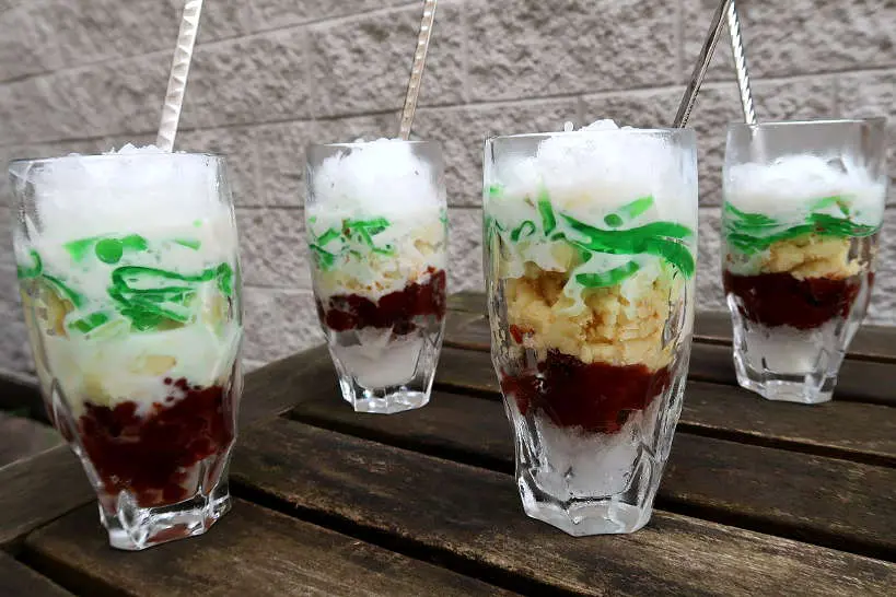 Che Ba Mau by AuthenticFoodQuest