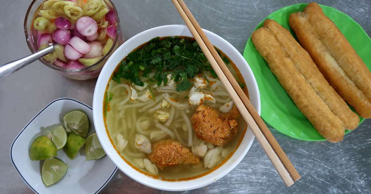 Banh Canh Thick Noodles Soup typical Food in Danang by AuthenticfoodQuest