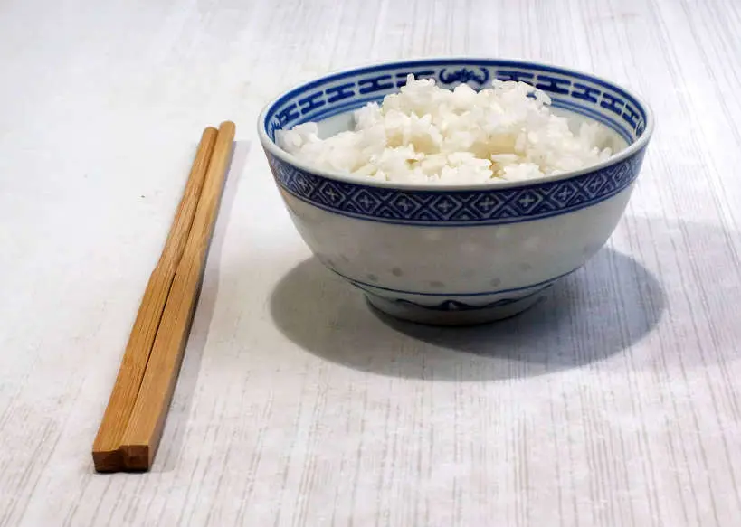Bowl of cooked broken rice by Authentic Food Quest