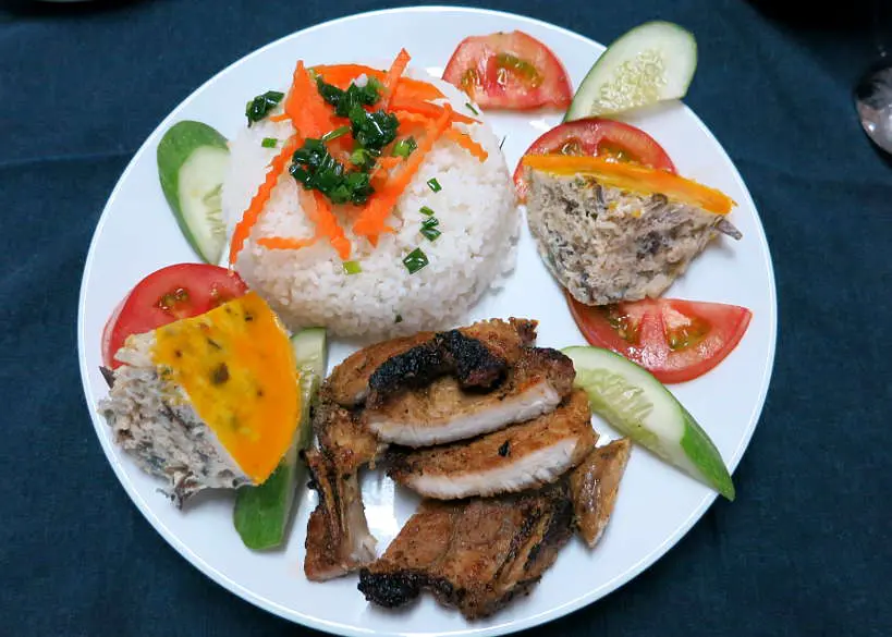 Vetnamese Broken rice pork chop recipe or com tam by Authentic Food Quest