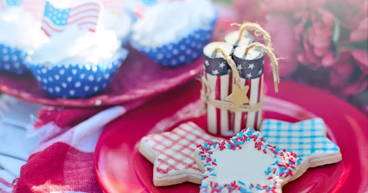 The 9 Best American Snacks Box To Satisfy Your Cravings