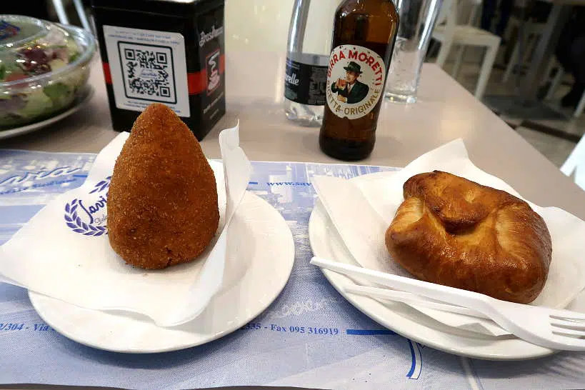 20 Of The Best Restaurants in Catania Sicily for Pasta, Pizza and More 2