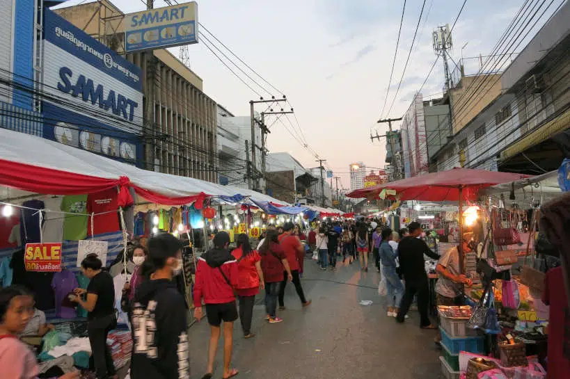 Ton Lamyai Outdoor Market Chiang Mai Markets Authentic Food Quest