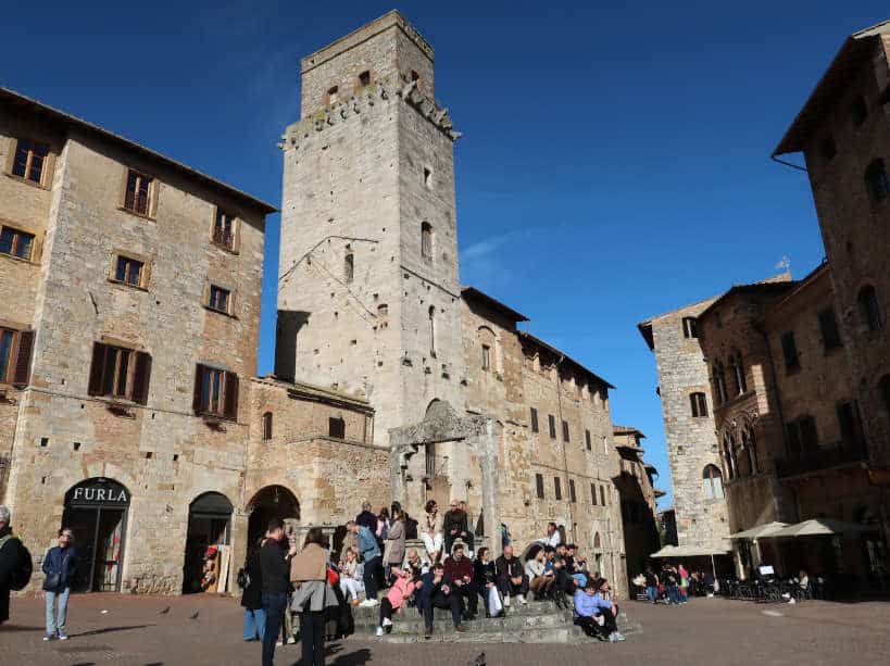 Piazza Della Cisterna Square Florence To Tuscany Day Trip by Authentic Food Quest