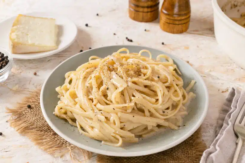 Pasta Cacio Pepe Authentic Cacio e Pepe Recipe by Authentic Food Quest